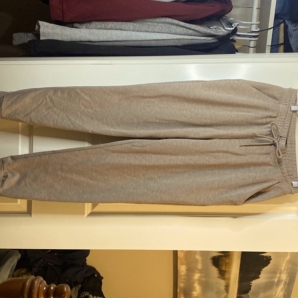 ATHLETIC WORKS S(28-30) Made In Egypt Tan Sweatpants - Picture 1 of 2